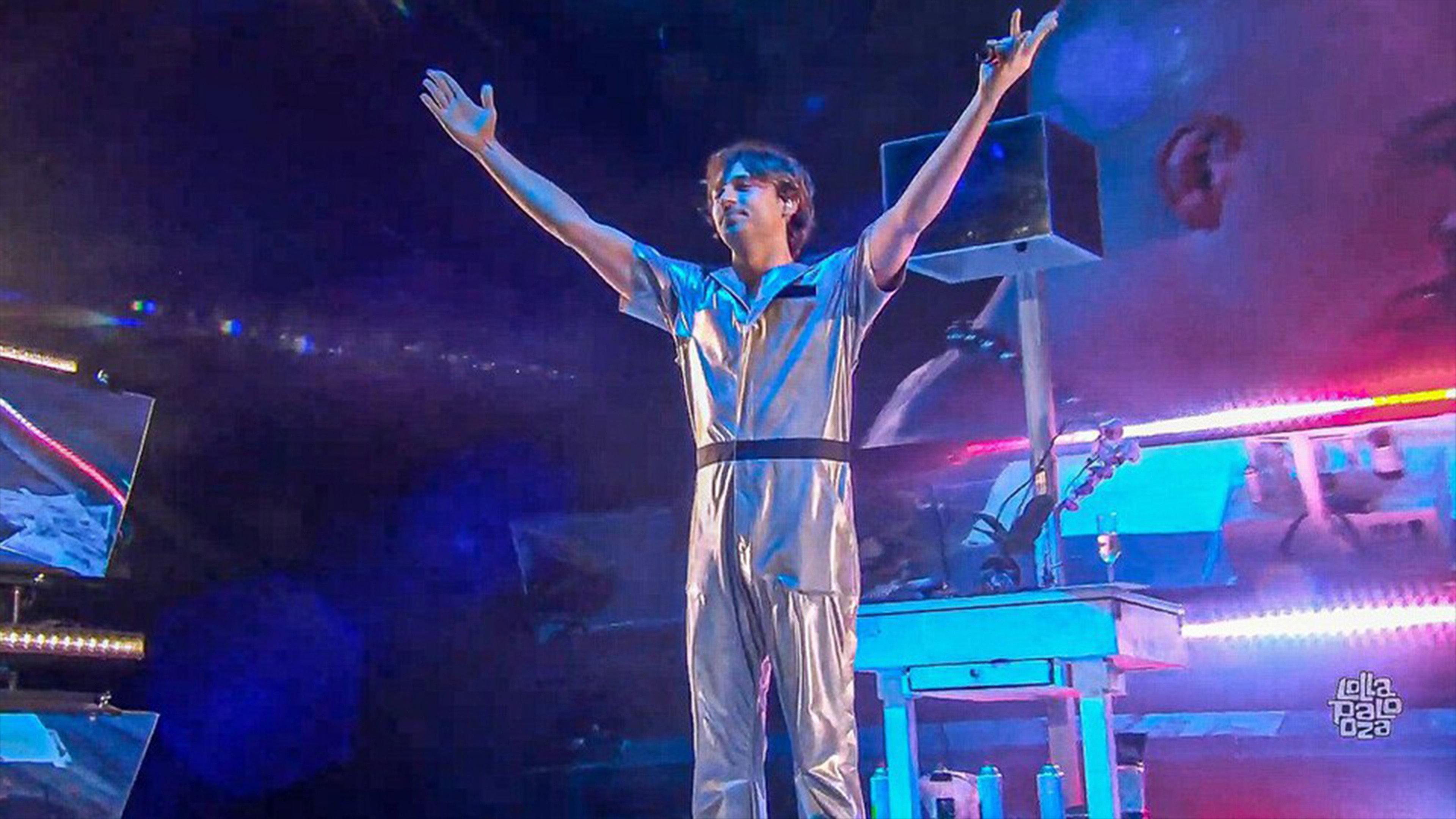 Flume - Live at Lollapalooza 2019 movie scene