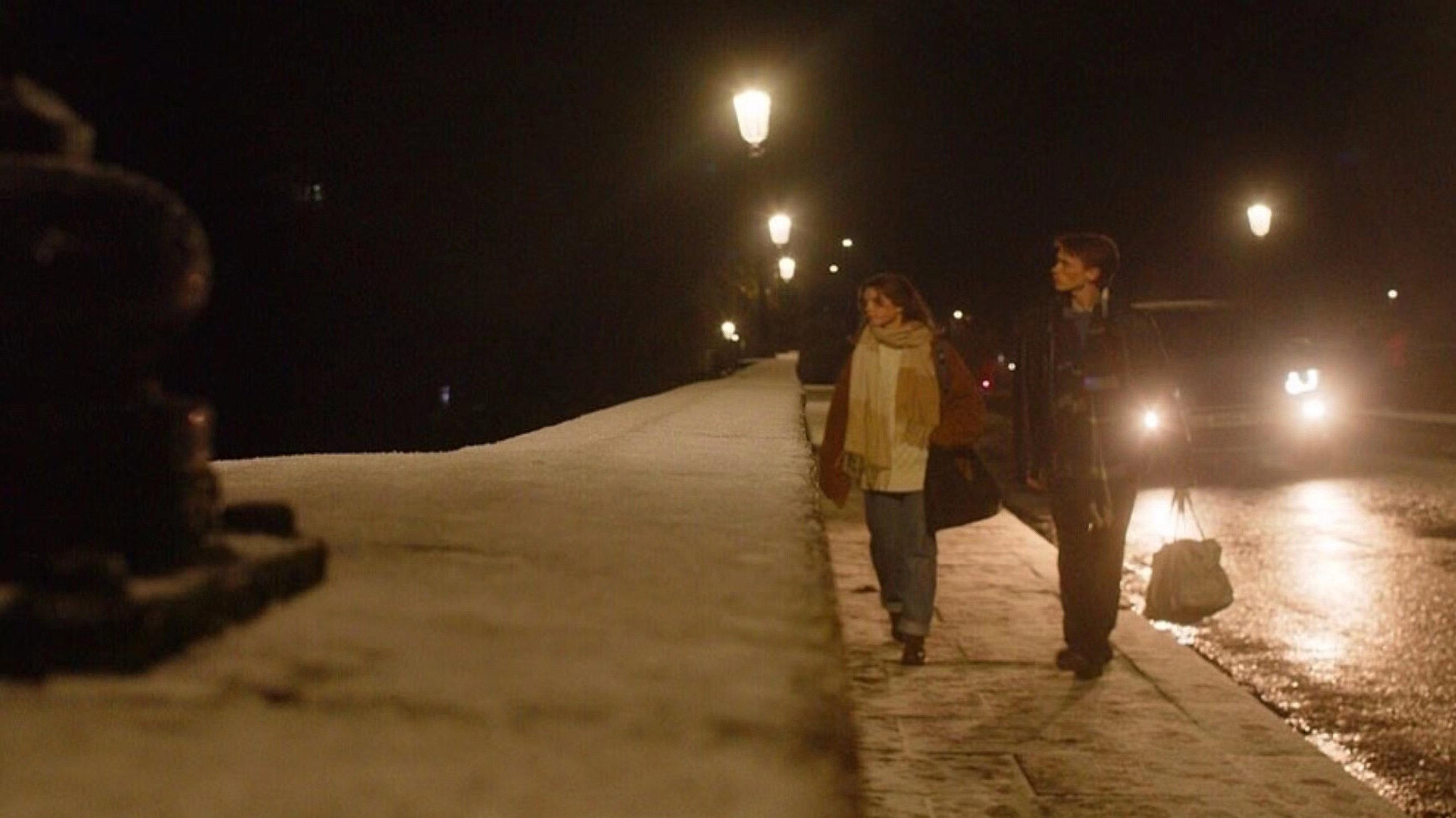 Boarding the Midnight Train movie scene