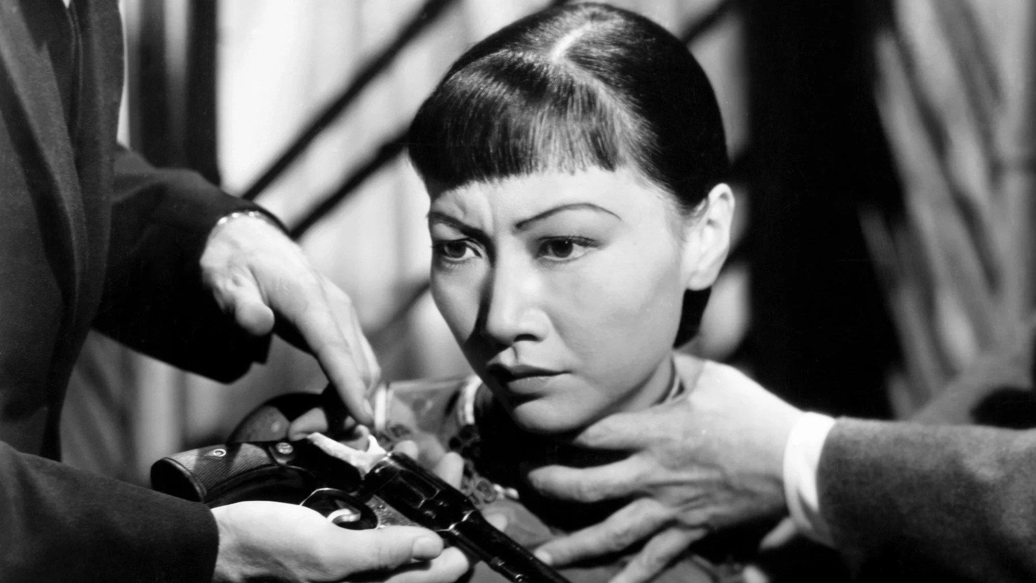 Daughter of Shanghai 1937 movie scene