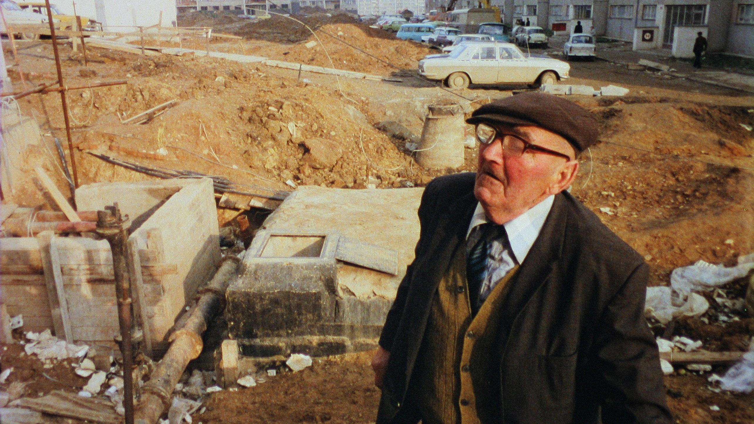 Panelstory or Birth of a Community 1981 movie scene