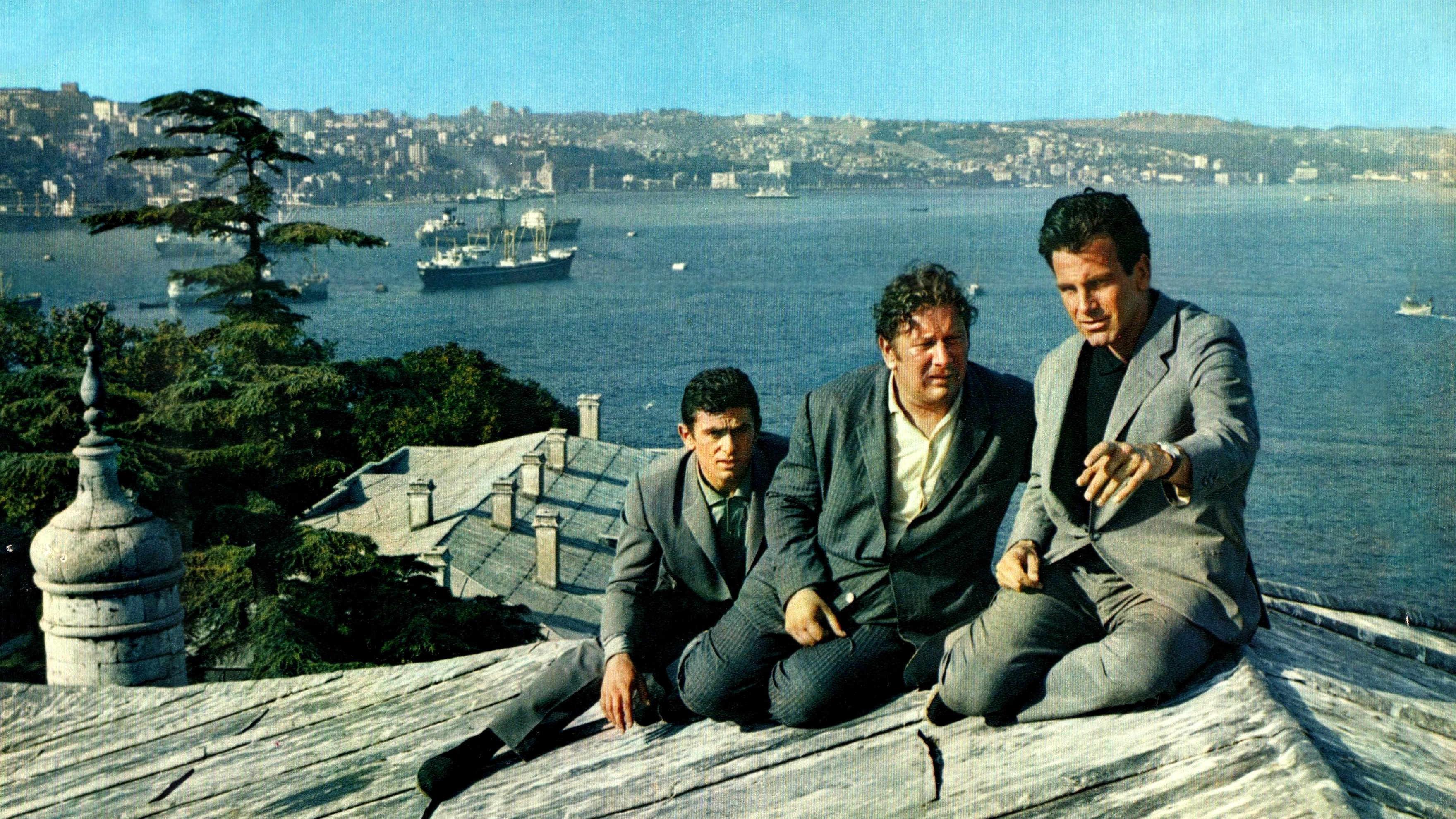 Topkapi 1964 movie scene