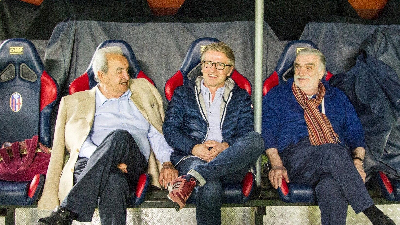 Mi chiamo Renato - I 90 anni rock'n'gol dello stadio di Bologna 2016 movie scene