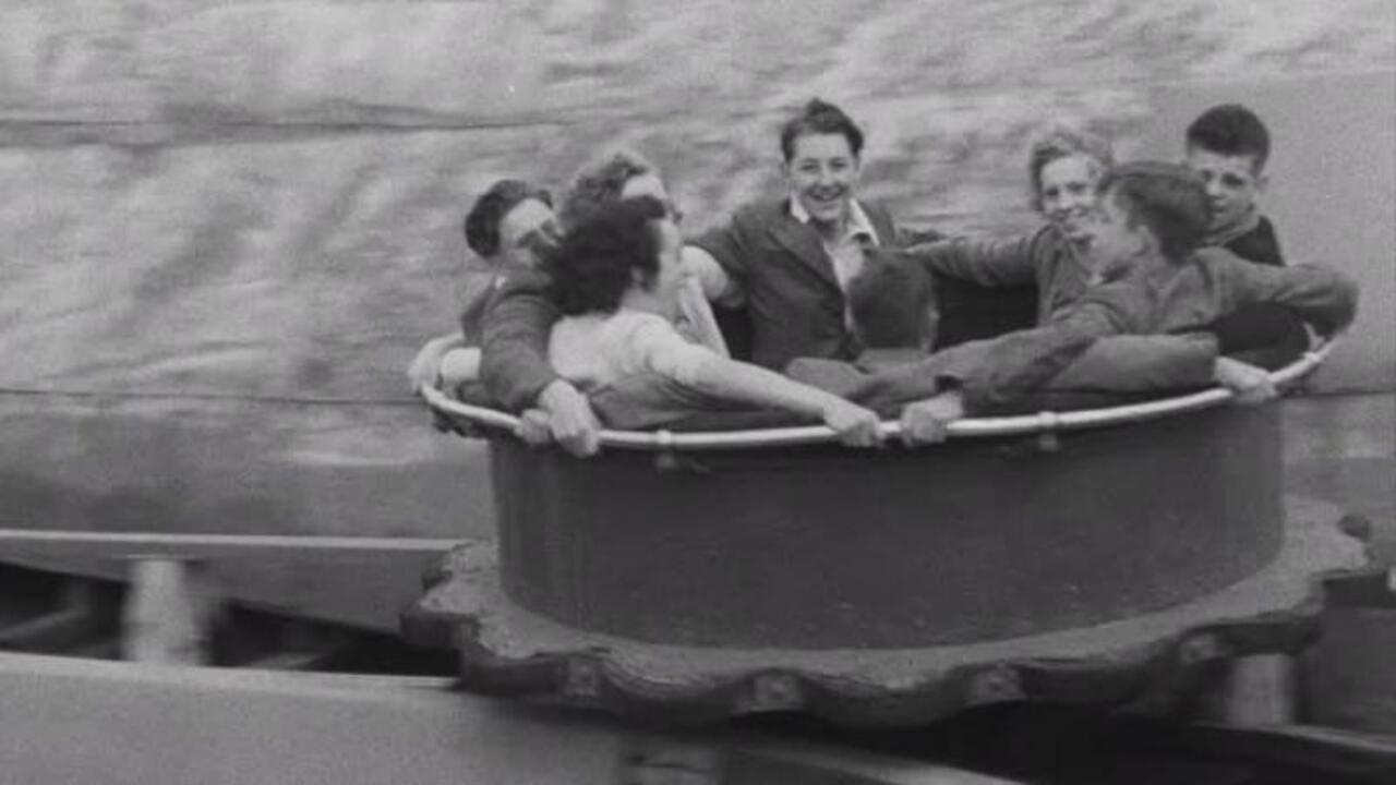 Spotlight at the Fair 1951 movie scene