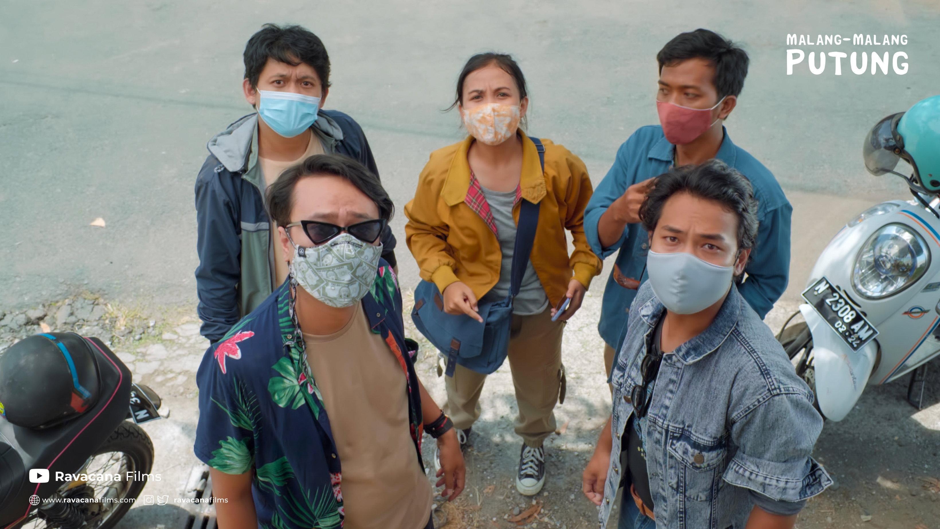 Malang-Malang Putung 2021 movie scene