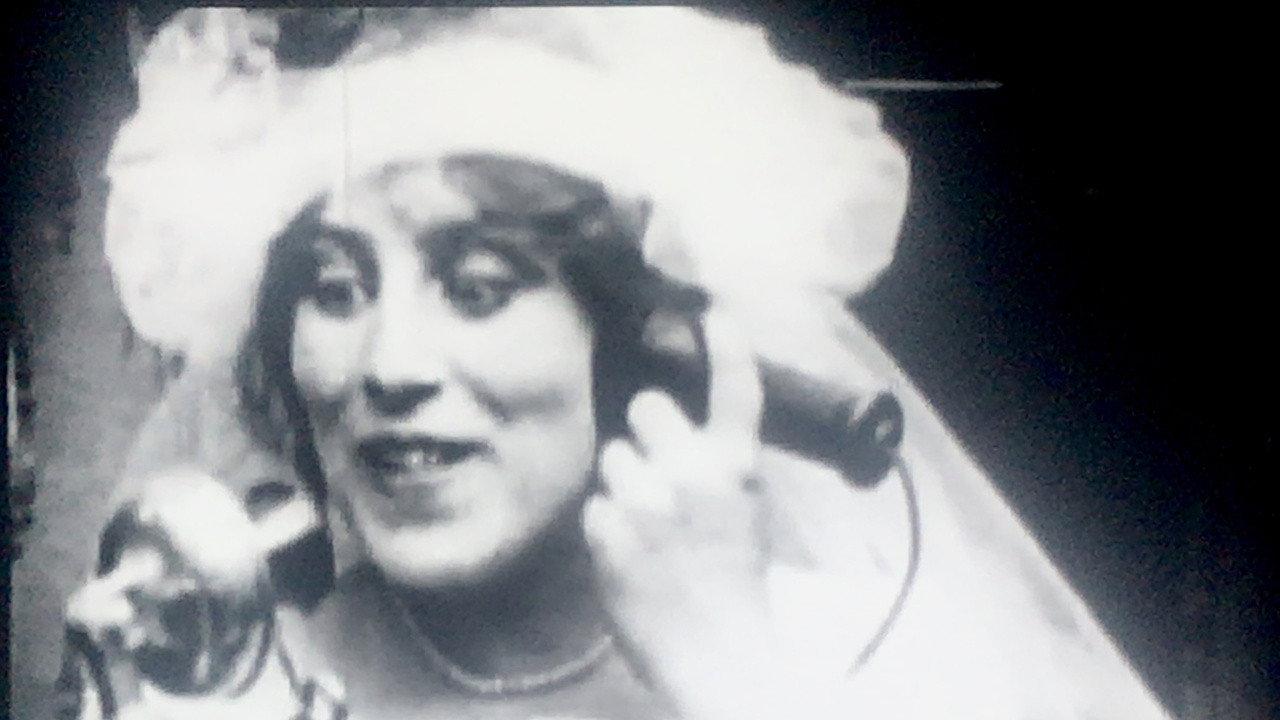 Her Painted Hero 1915 movie scene