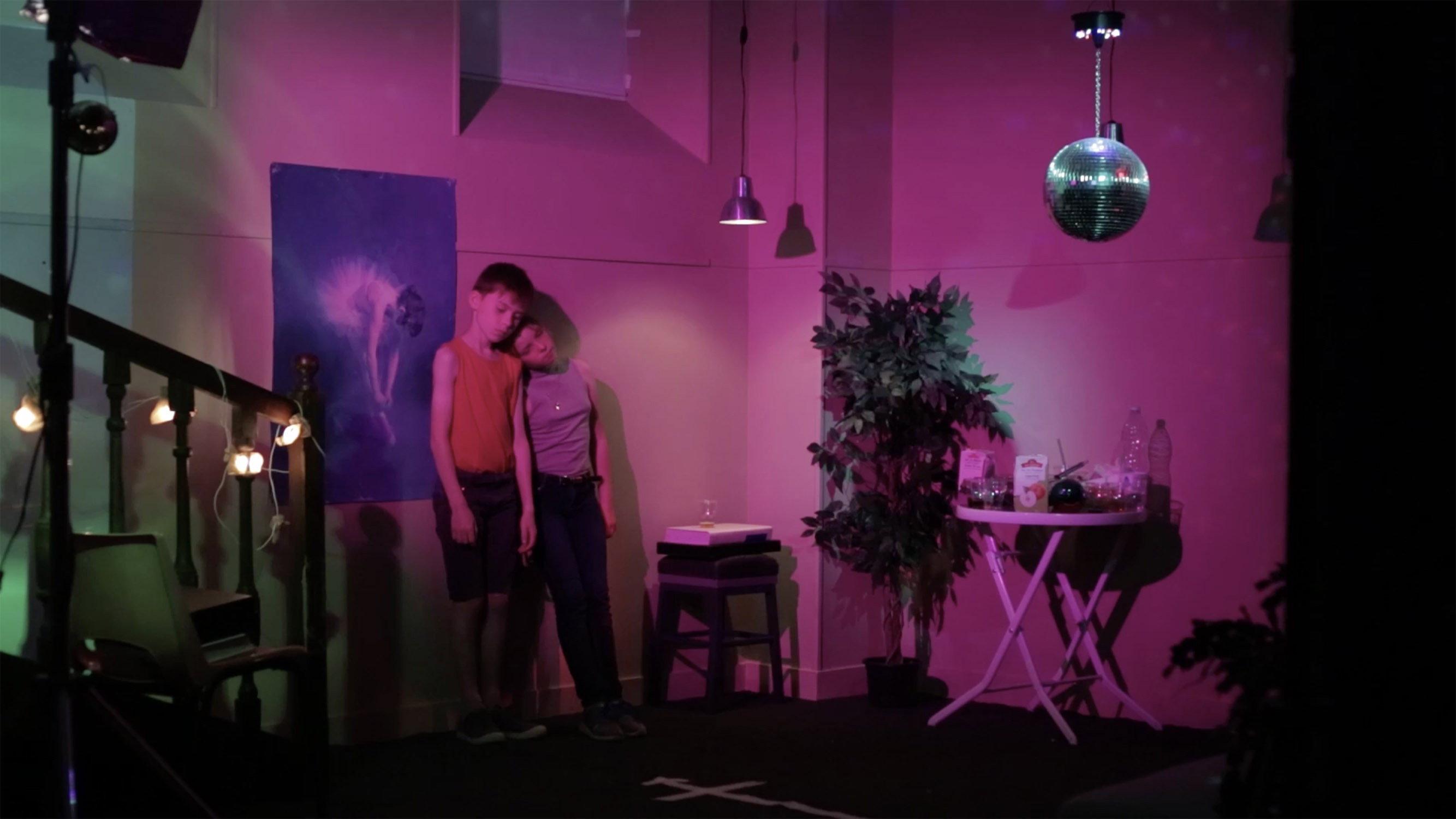 Relationships 2019 movie scene