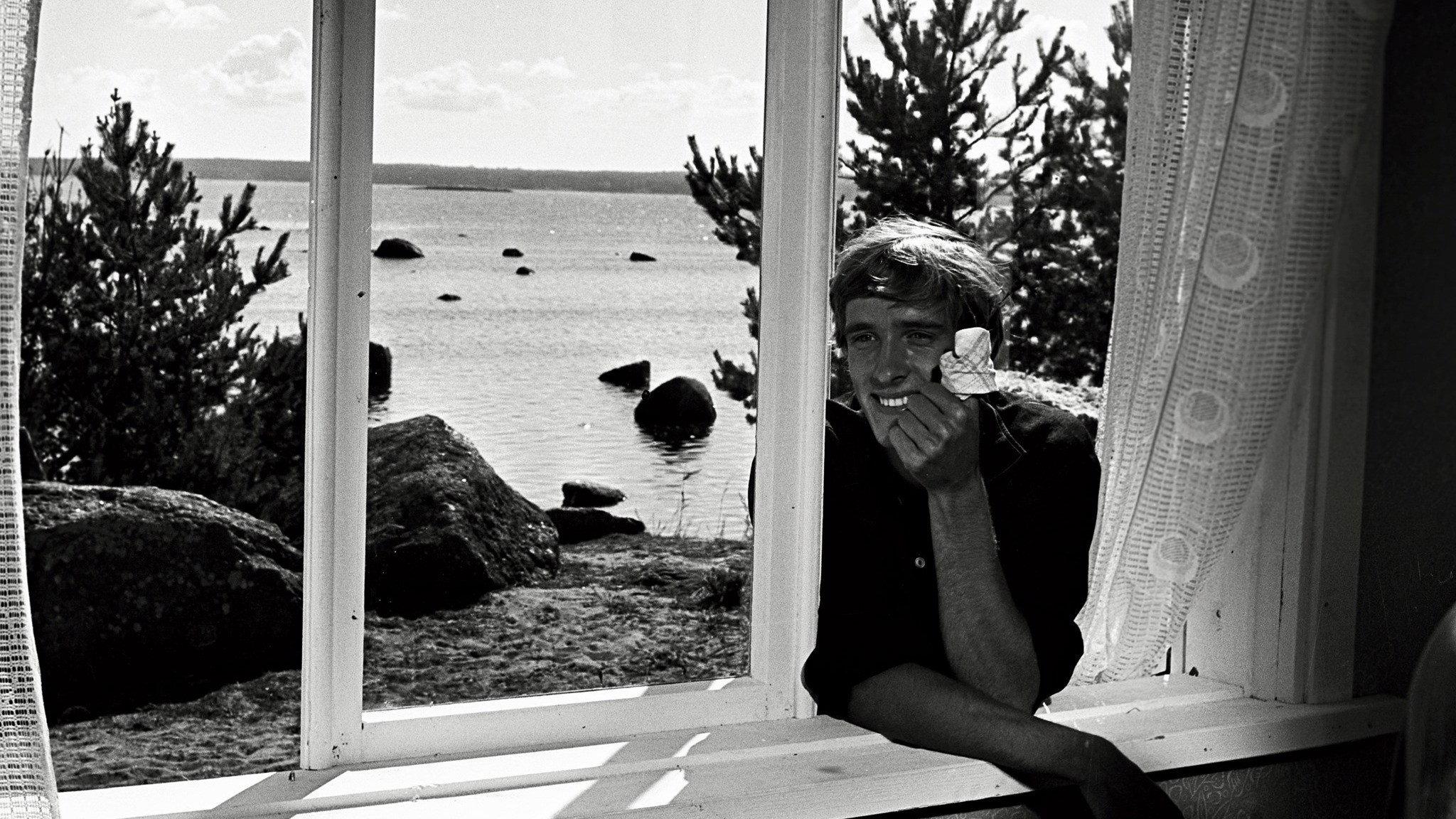 Lack of Wind 1971 movie scene
