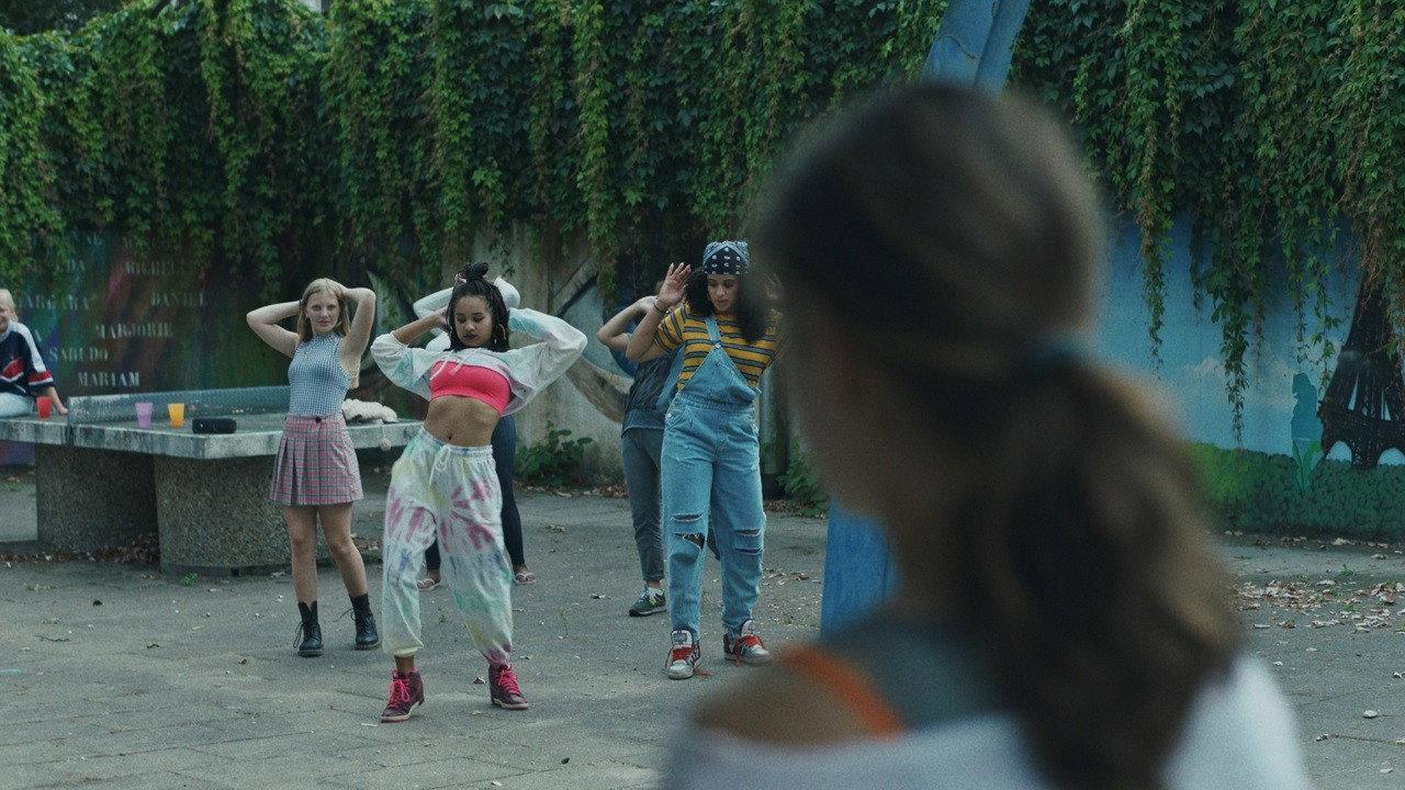 Lioness 2025 movie scene