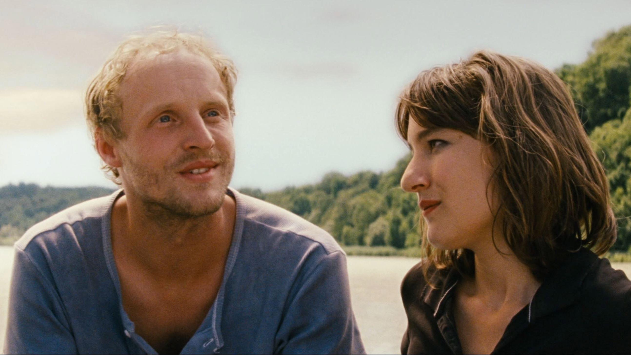 Was weg is, is weg 2012 movie scene