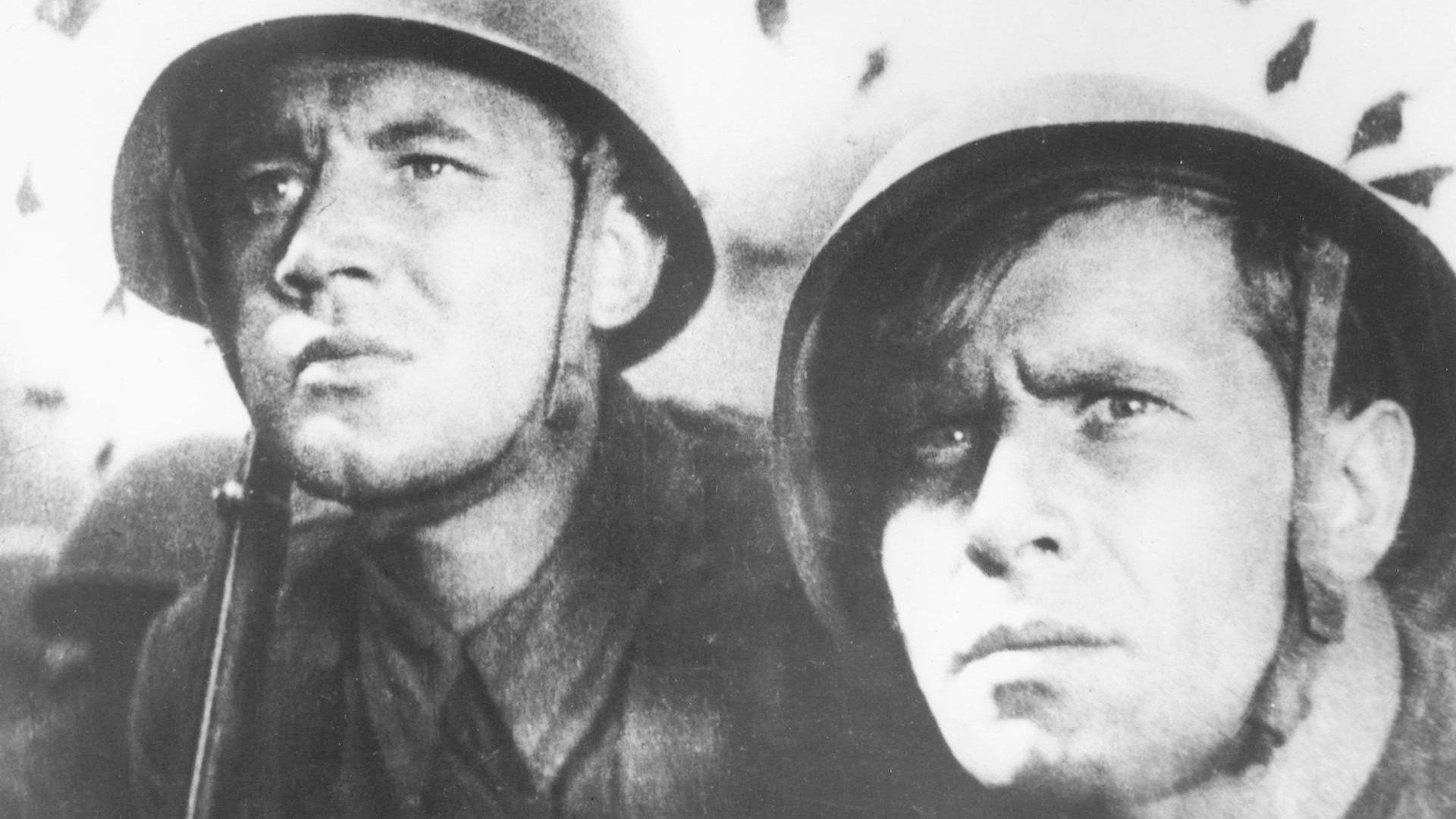 Two Soldiers 1943 movie scene