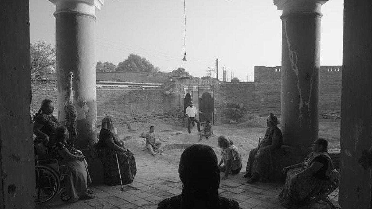 The Navel 2023 movie scene