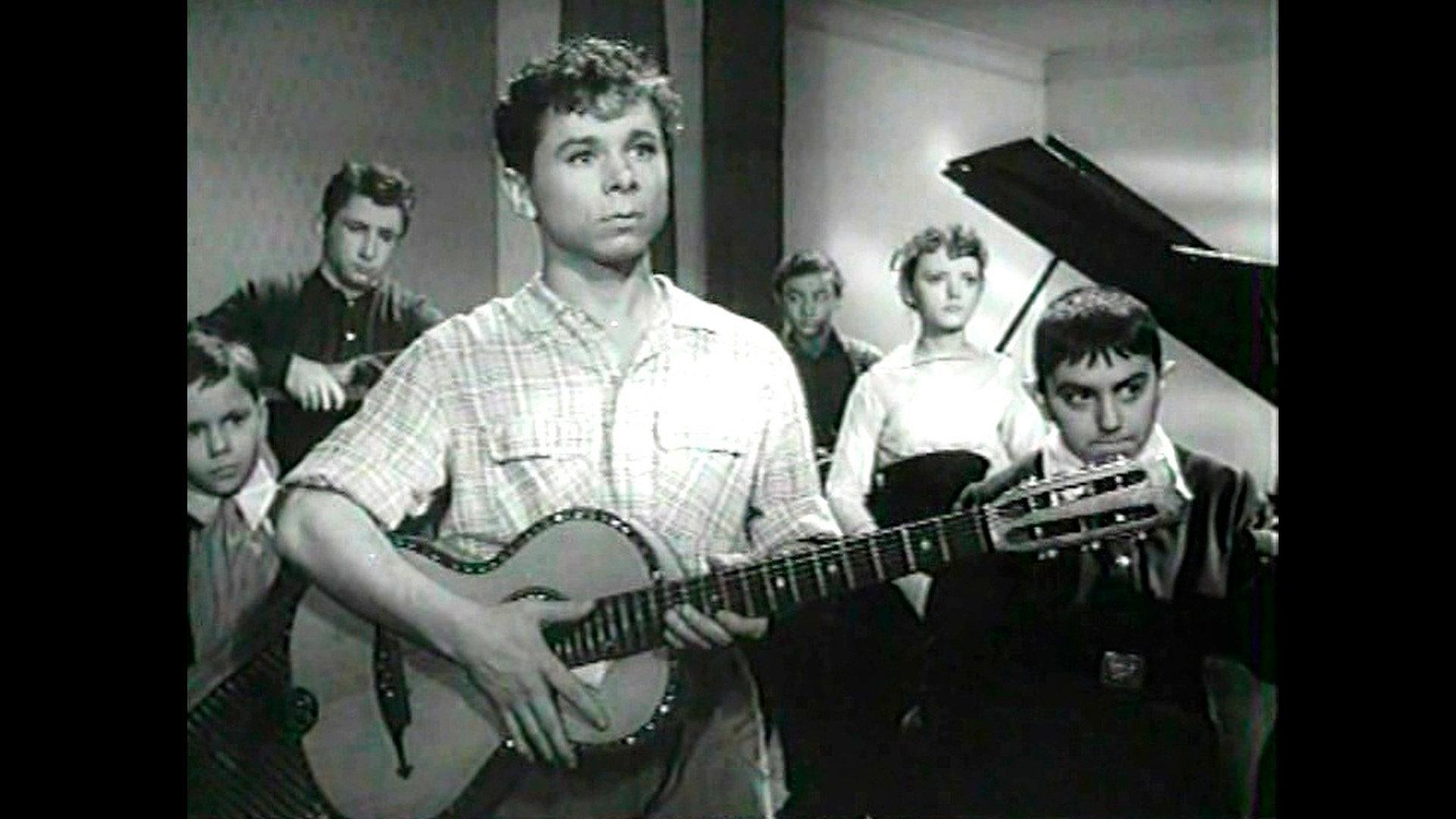 In Our City 1959 movie scene