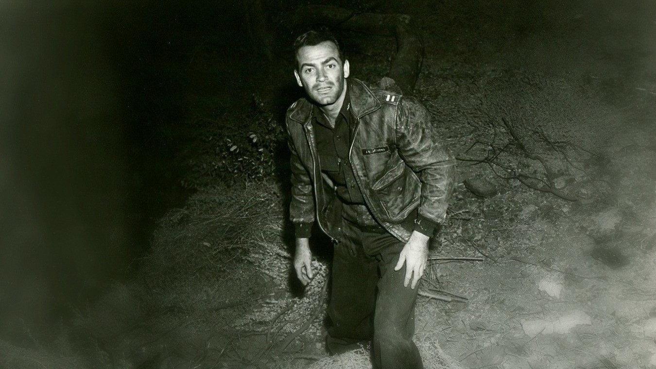 Target Unknown 1951 movie scene