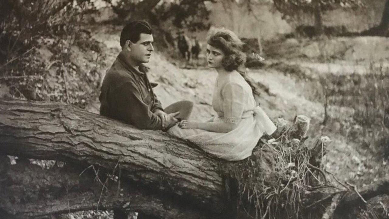 Cyclone Bliss 1921 movie scene