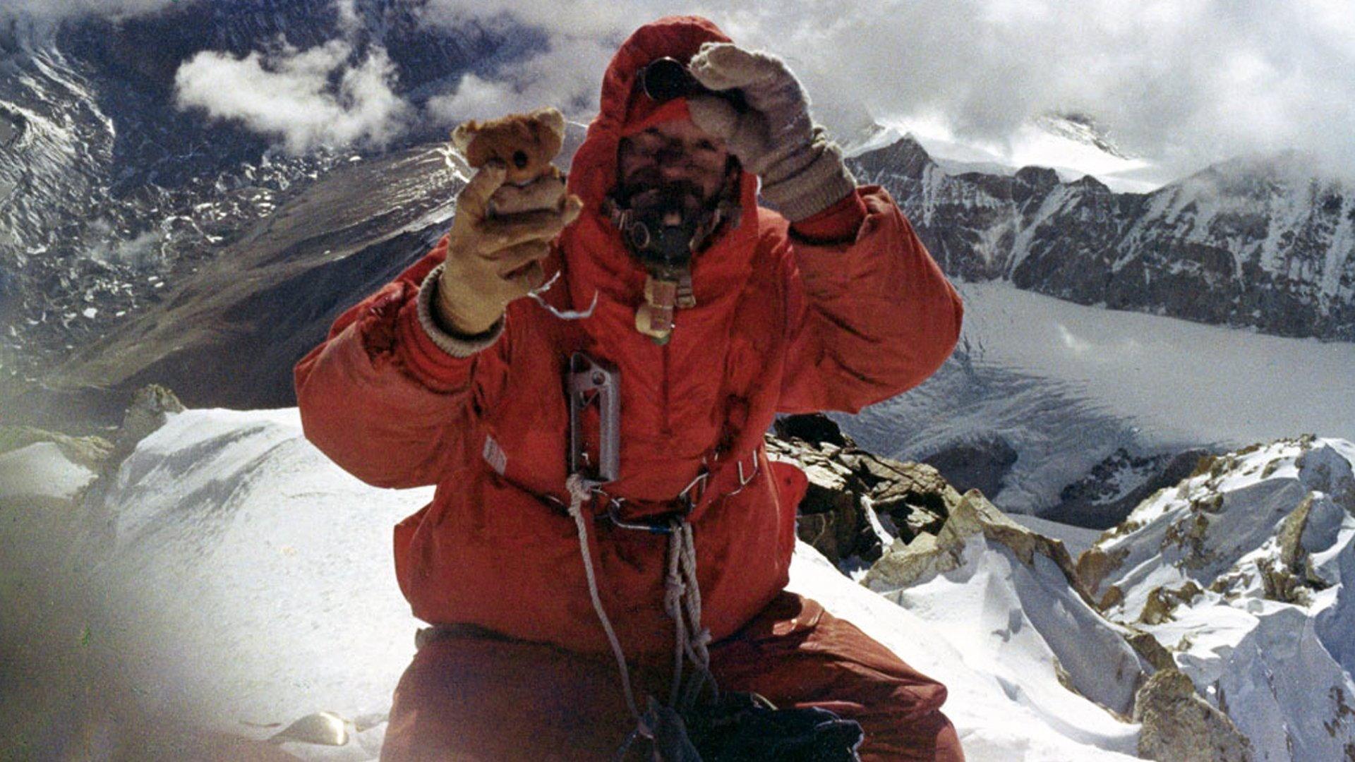 Makalu 8481m - West Pillar 1971 movie scene