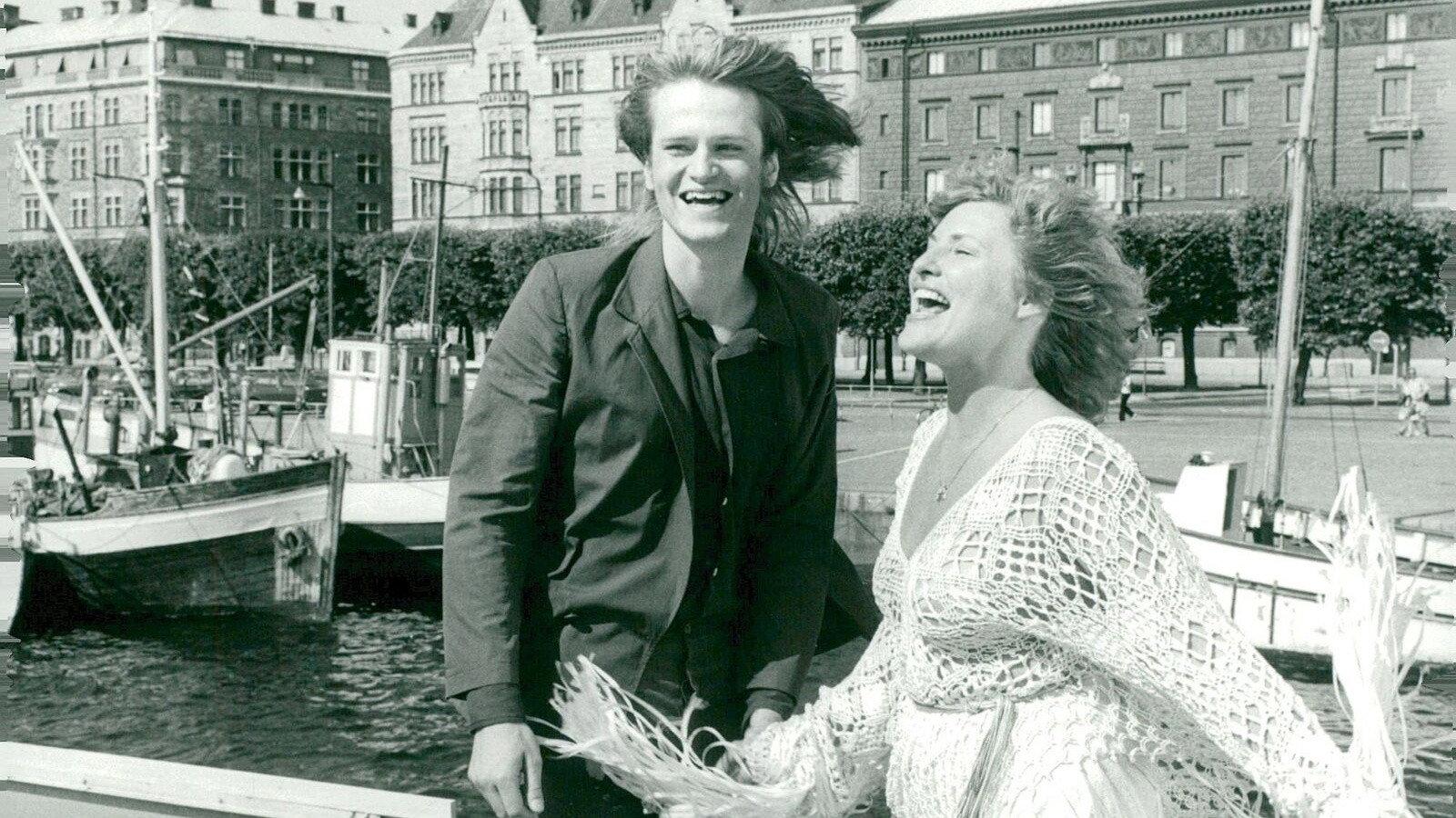 Listen to the Music 1979 movie scene
