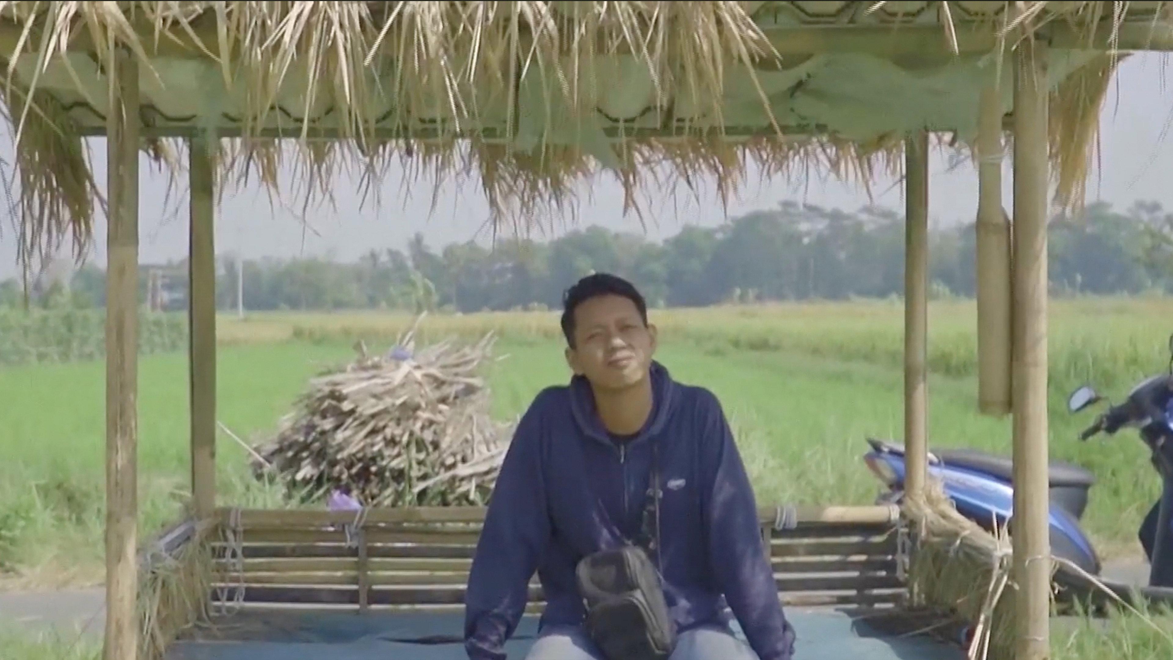 Susah Bungah 2024 movie scene