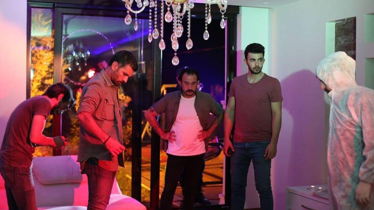 45-25 #KusursuzCinayet 2019 movie scene