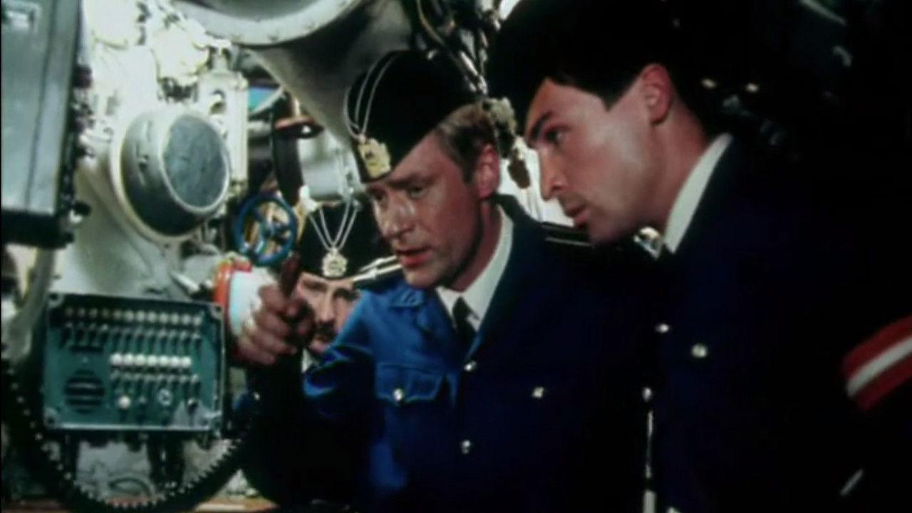 Listen in the Compartments 1985 movie scene