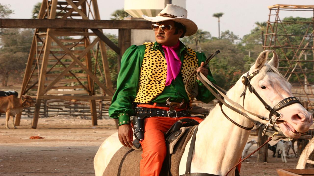 Quick Gun Murugan 2009 movie scene