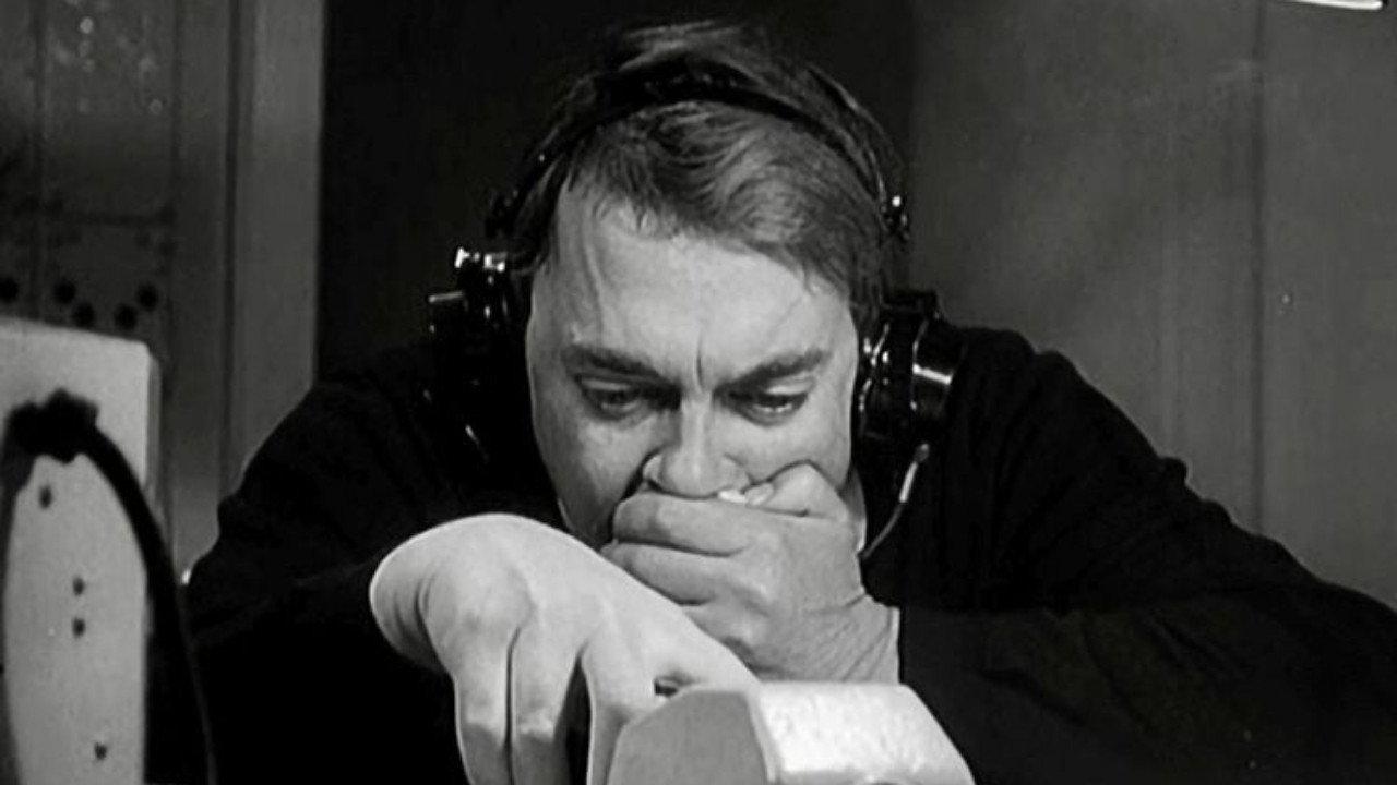 S.O.S. - Morro Castle 1966 movie scene