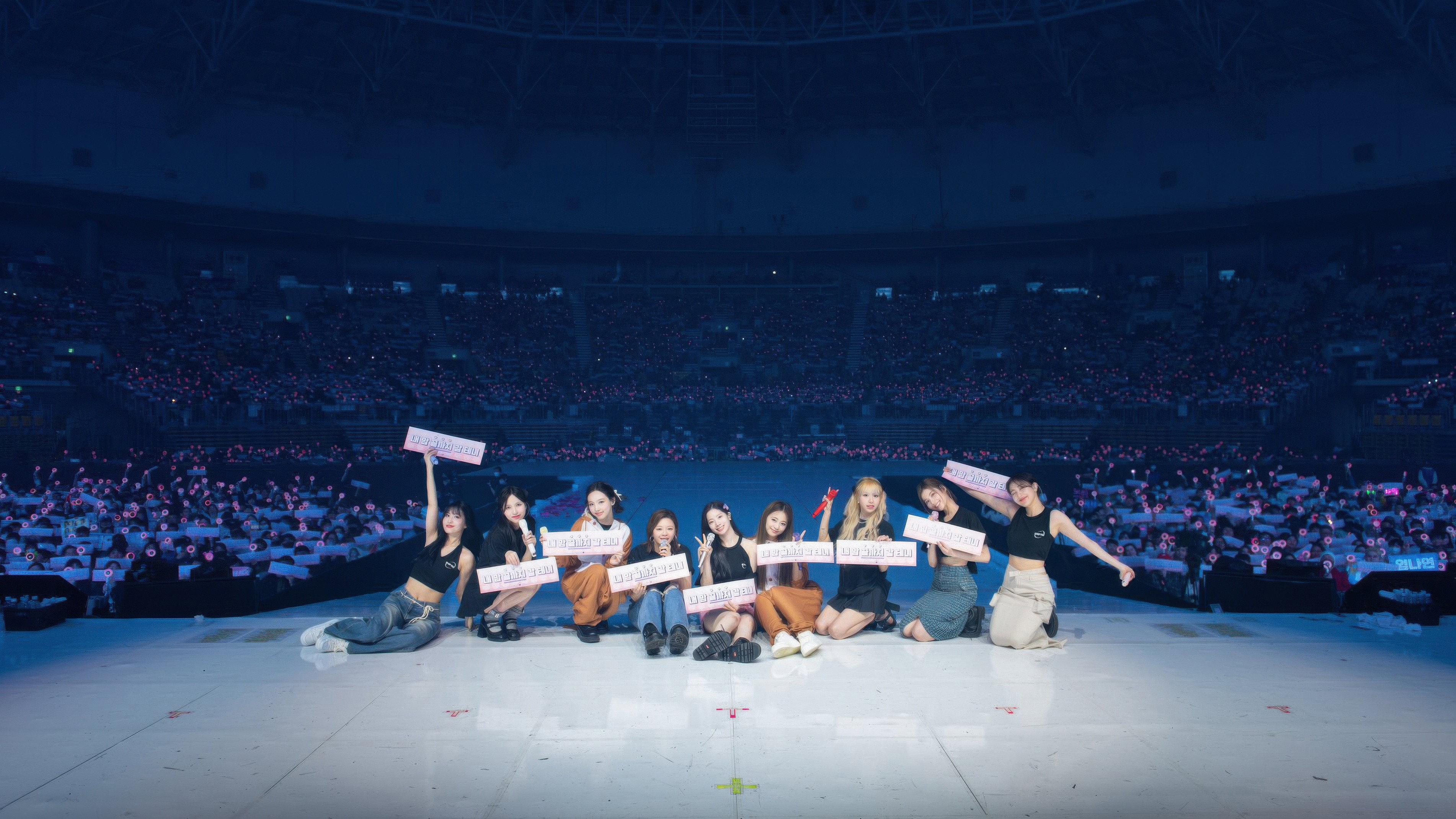 TWICE 5TH WORLD TOUR 'READY TO BE' in SEOUL 2024 movie scene