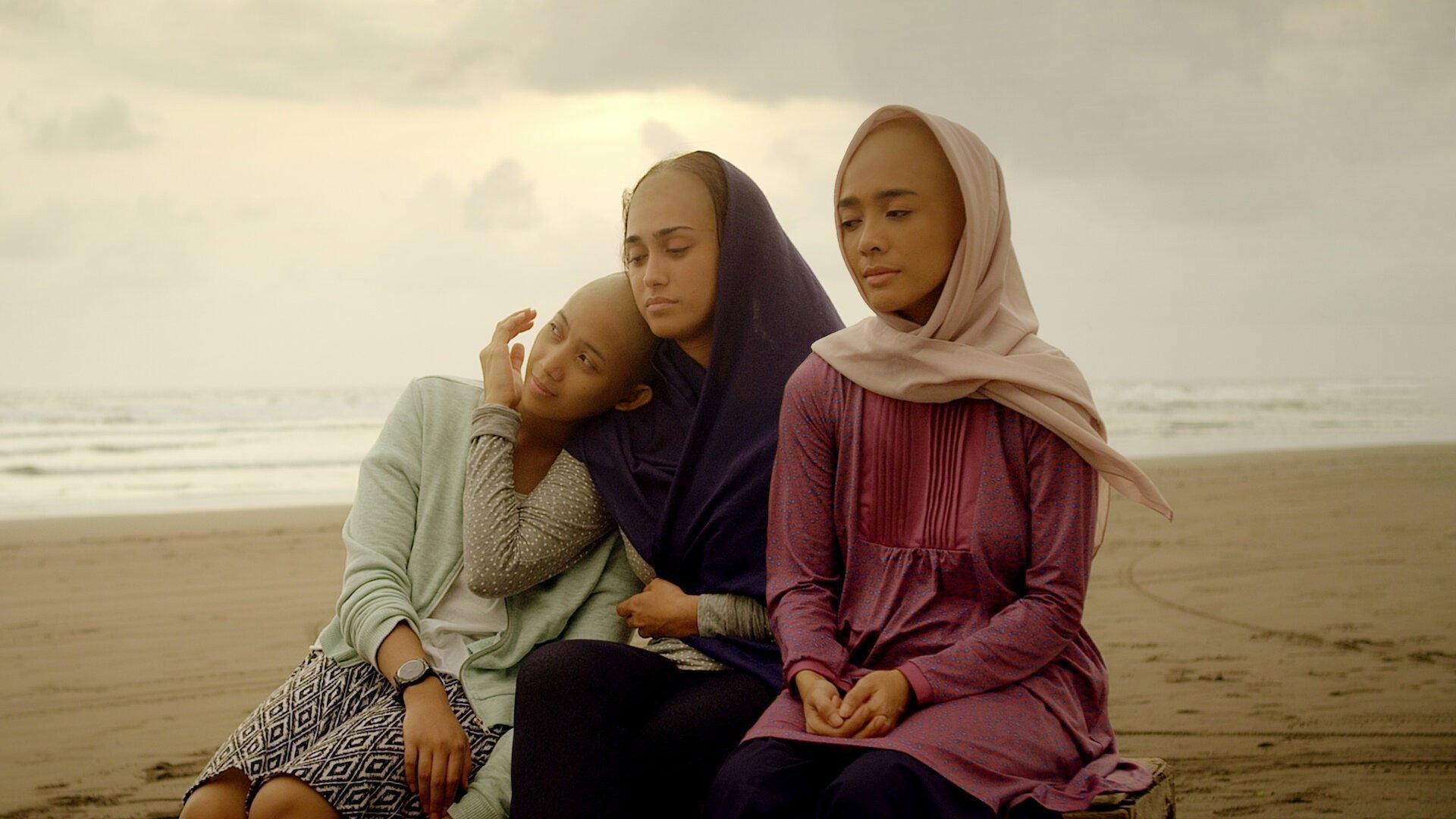 Pinky Promise 2016 movie scene