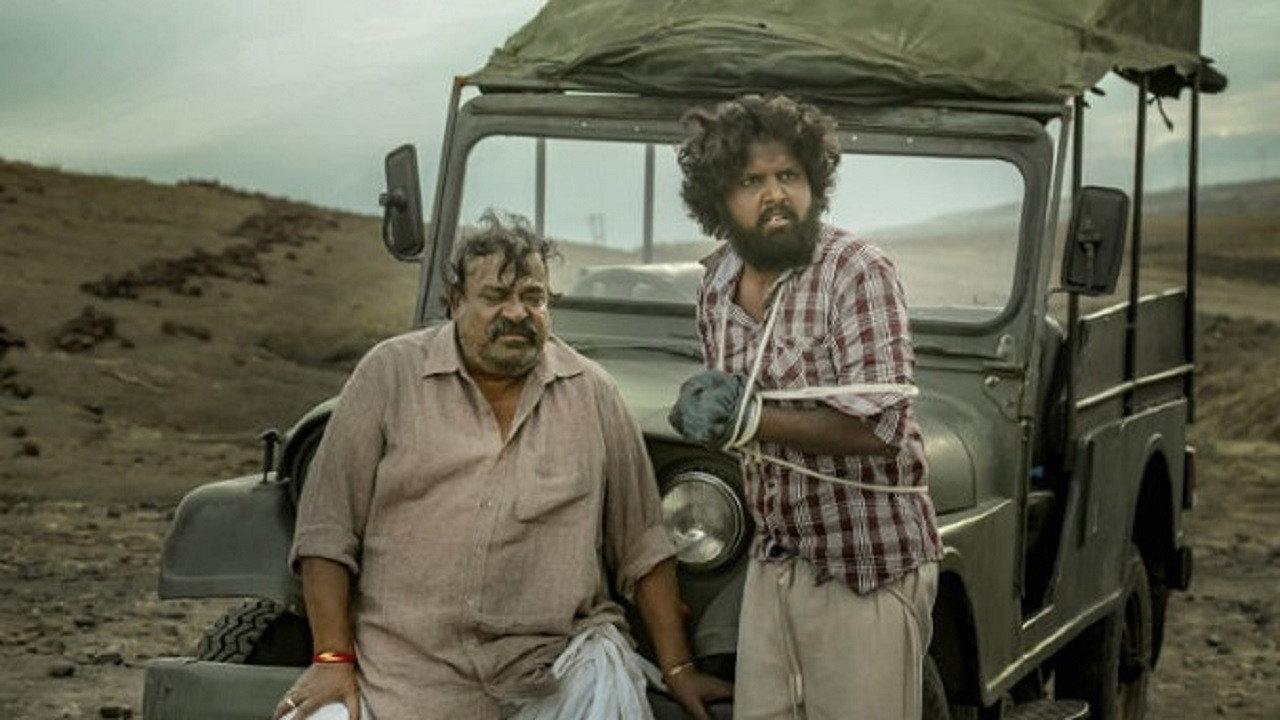 Aatagadharaa Siva 2018 movie scene