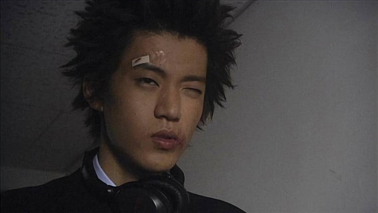 Ao to Shiro de Mizuiro 2001 movie scene