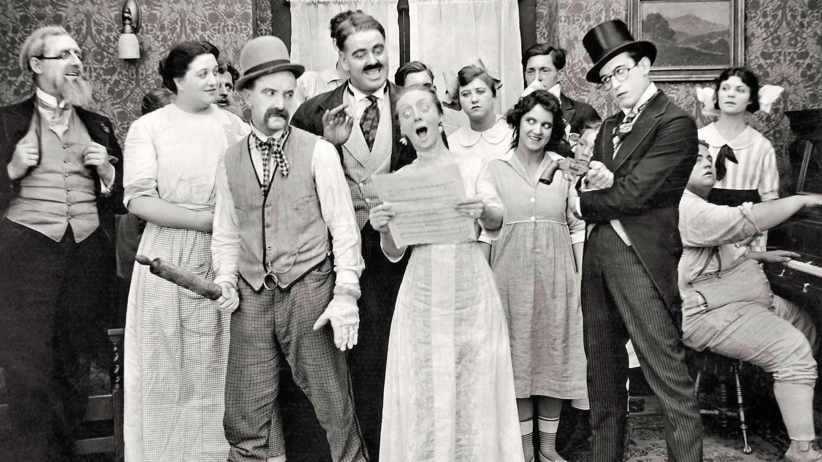 I'm on My Way 1919 movie scene
