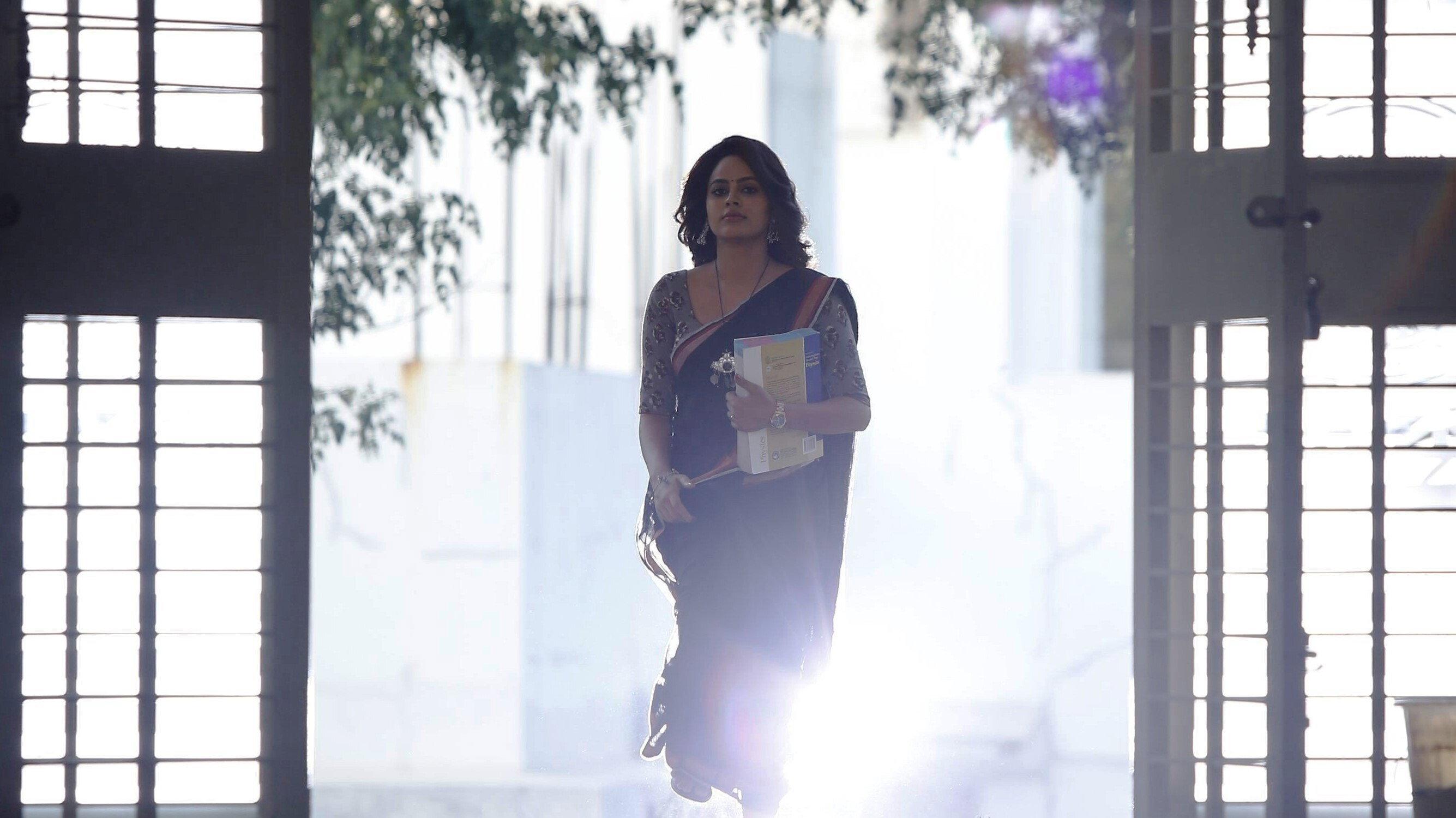 Akshara 2021 movie scene