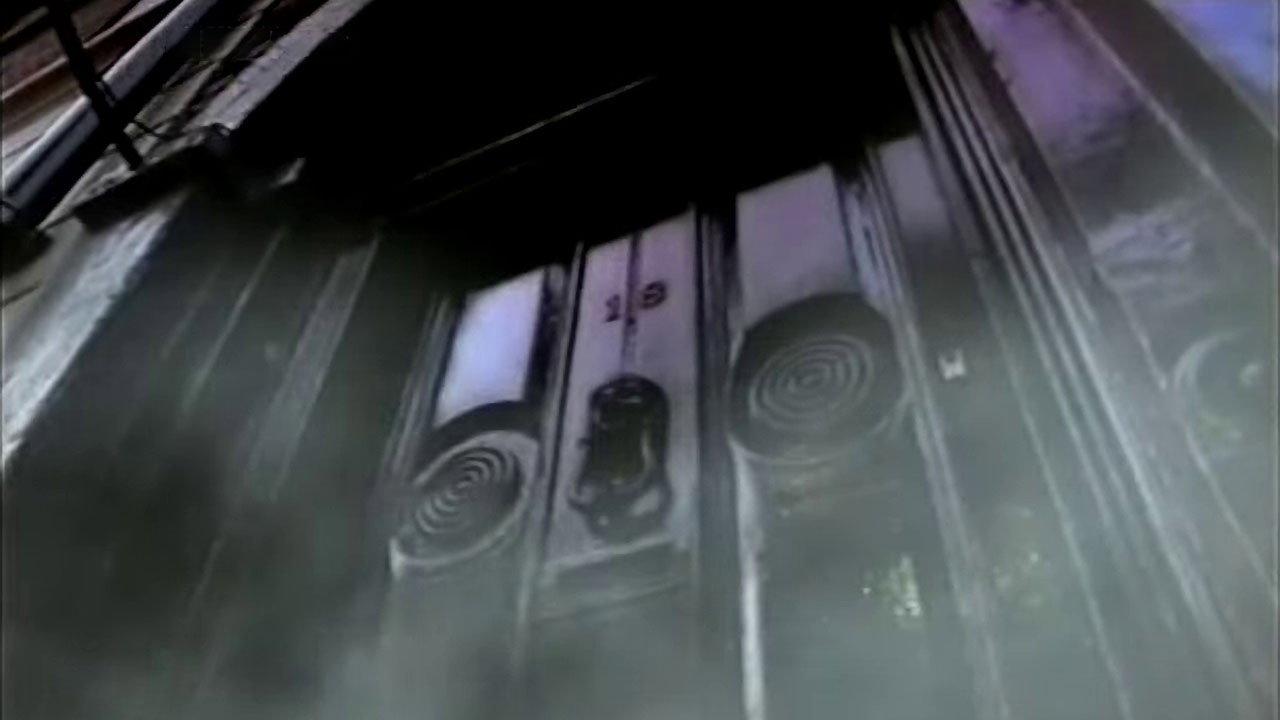 Dan Cruickshank & The House That Wouldn't Die 2003 movie scene