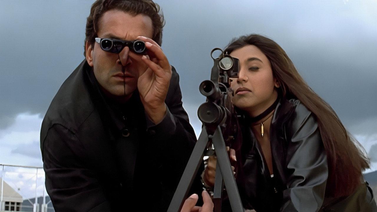 Bichhoo 2000 movie scene