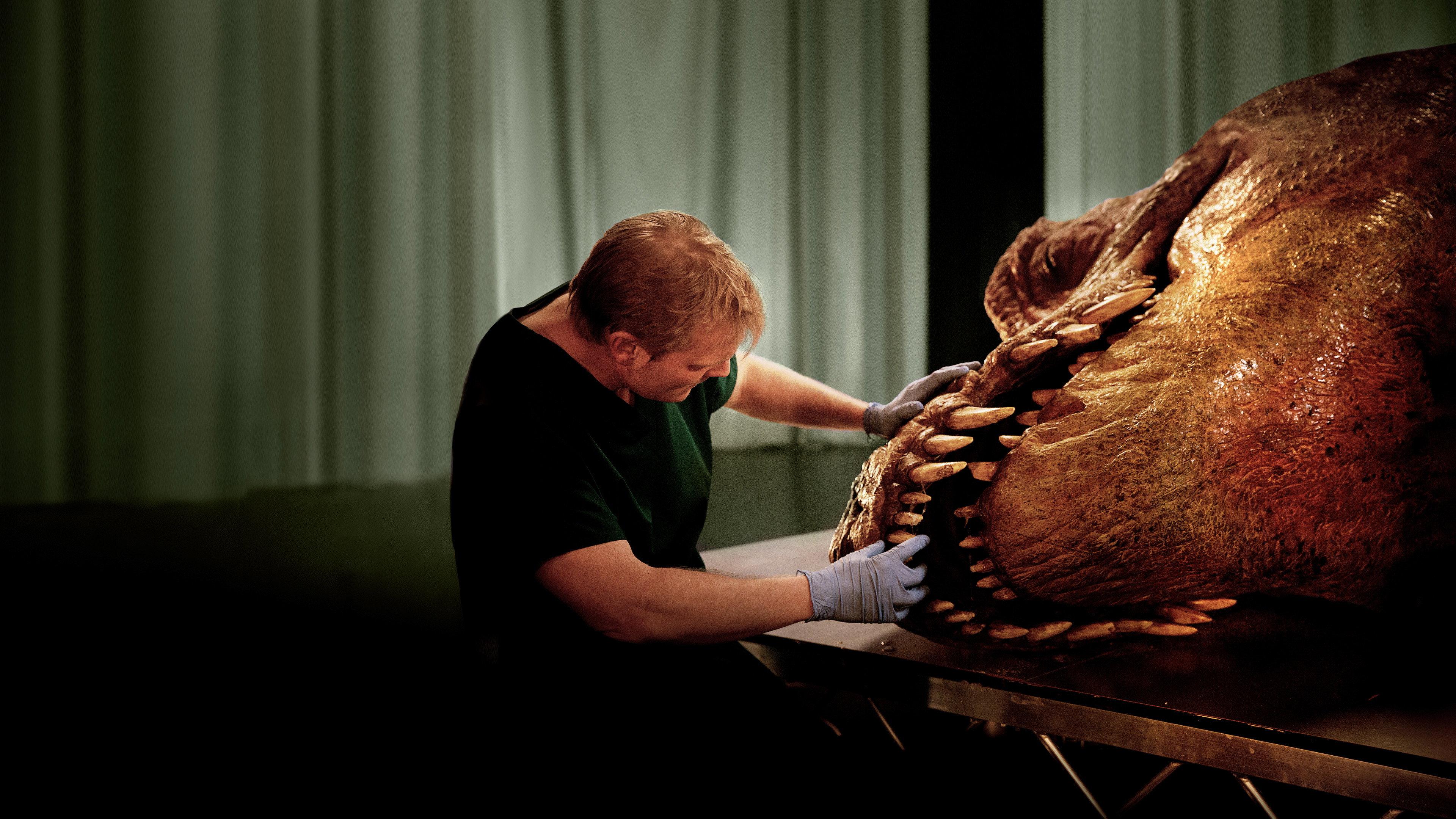 T. Rex Autopsy 2015 movie scene
