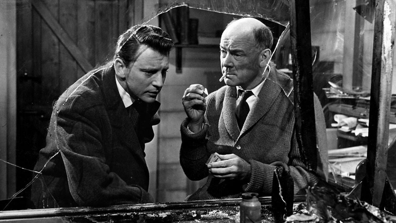 X: The Unknown 1956 movie scene