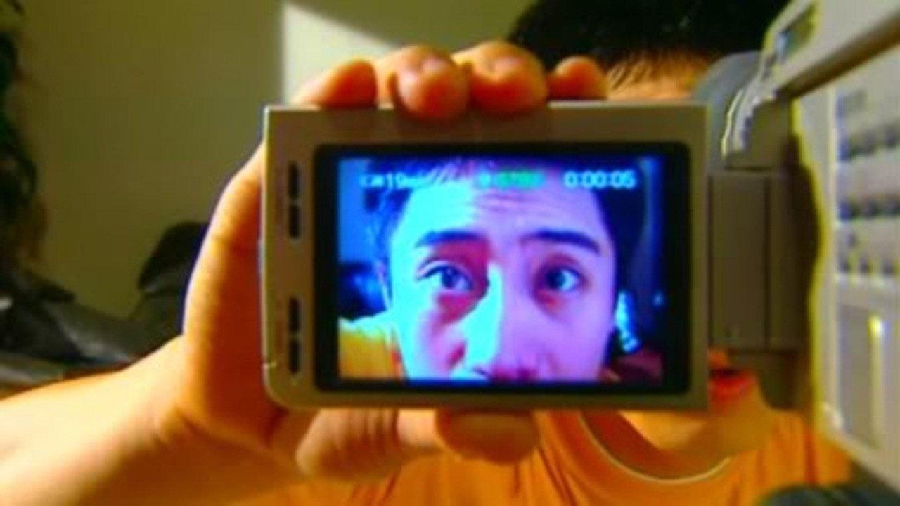 Coming Out 2001 movie scene