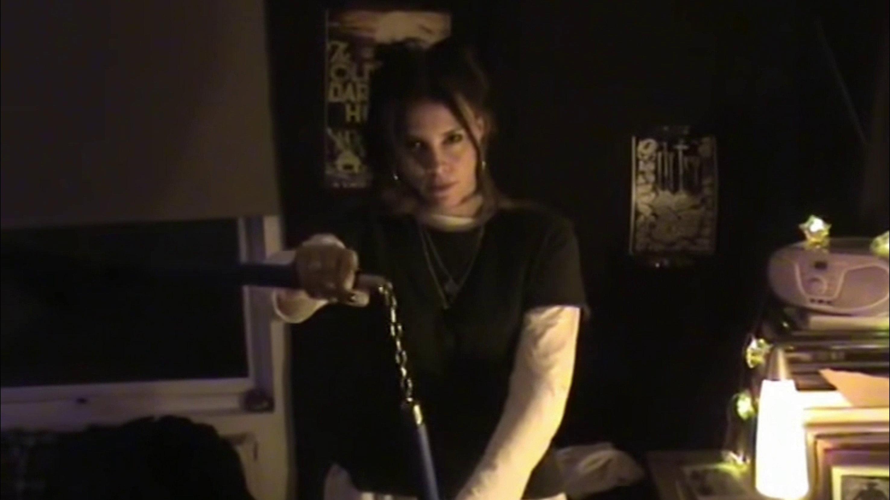 TAPE ‘98  movie scene