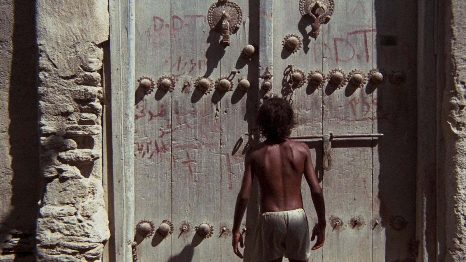 Waiting 1974 movie scene