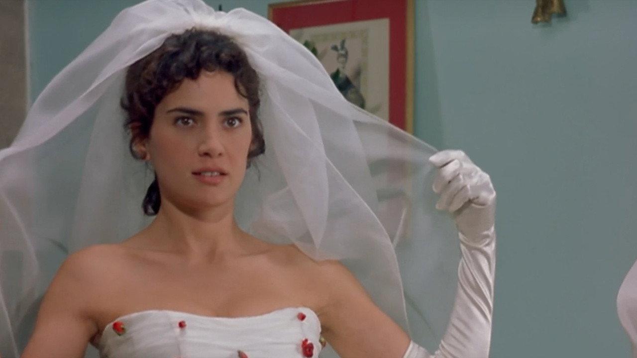 Il vestito da sposa 2004 movie scene