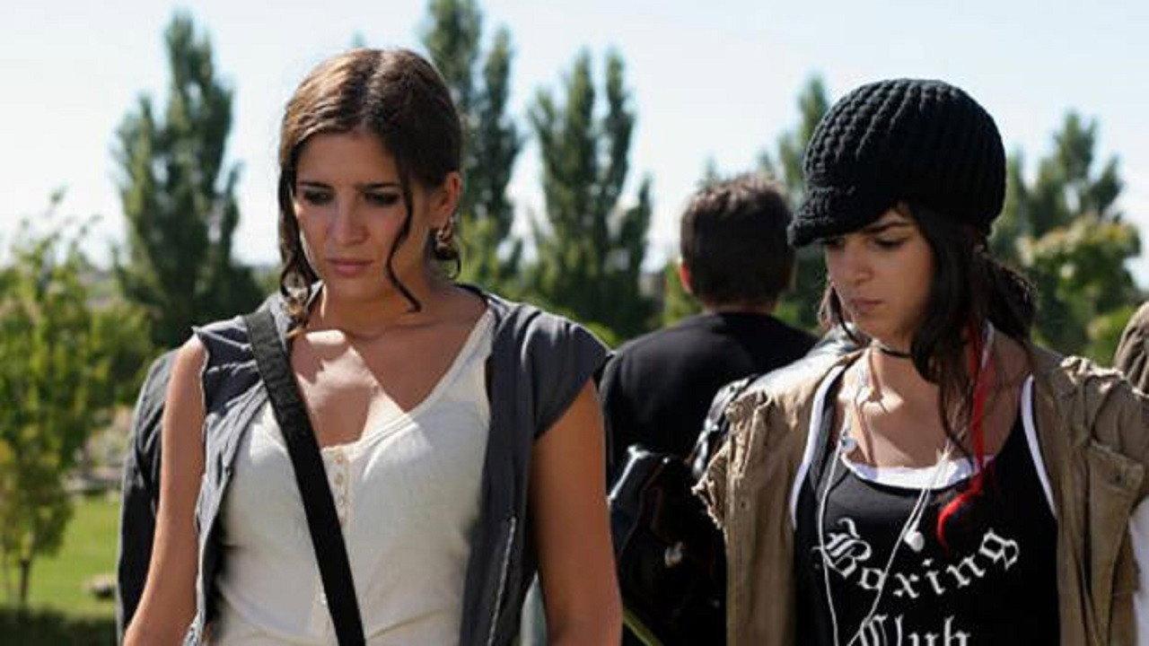 The Suicide Club 2007 movie scene