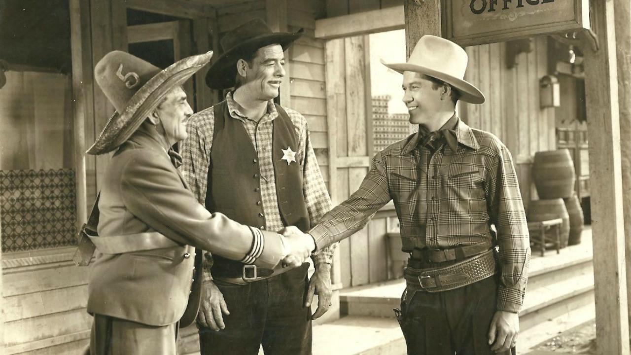 Bad Men of the Border 1945 movie scene