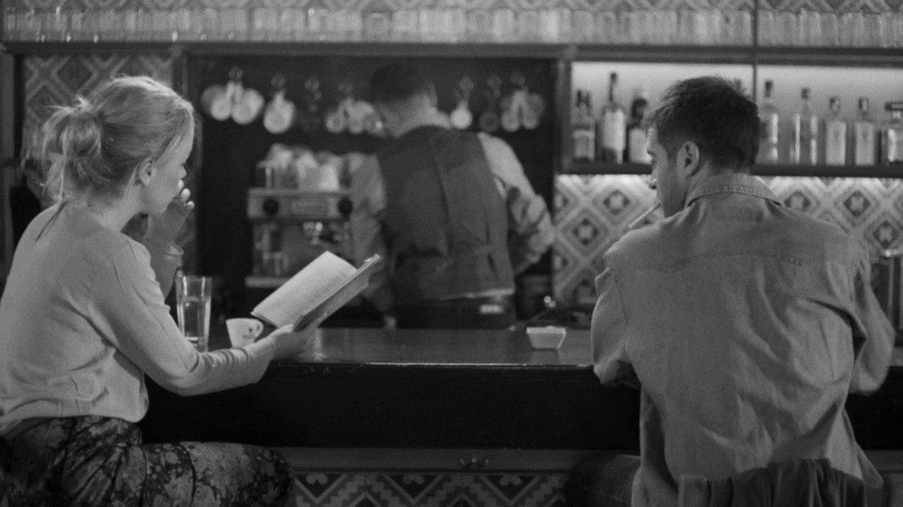 Alice in the Café 2016 movie scene