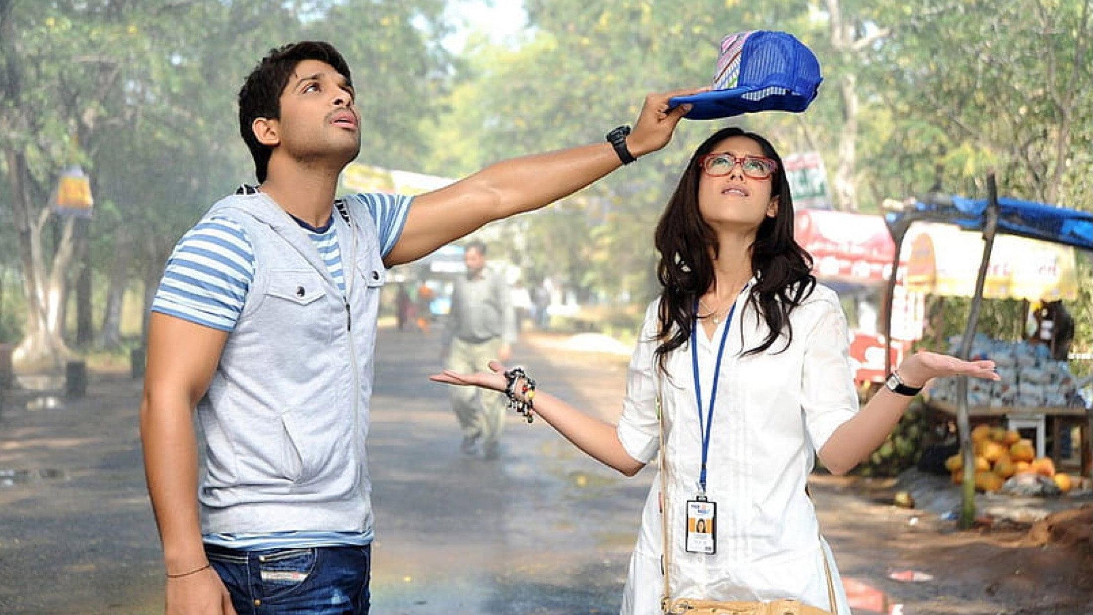 Julayi 2012 movie scene
