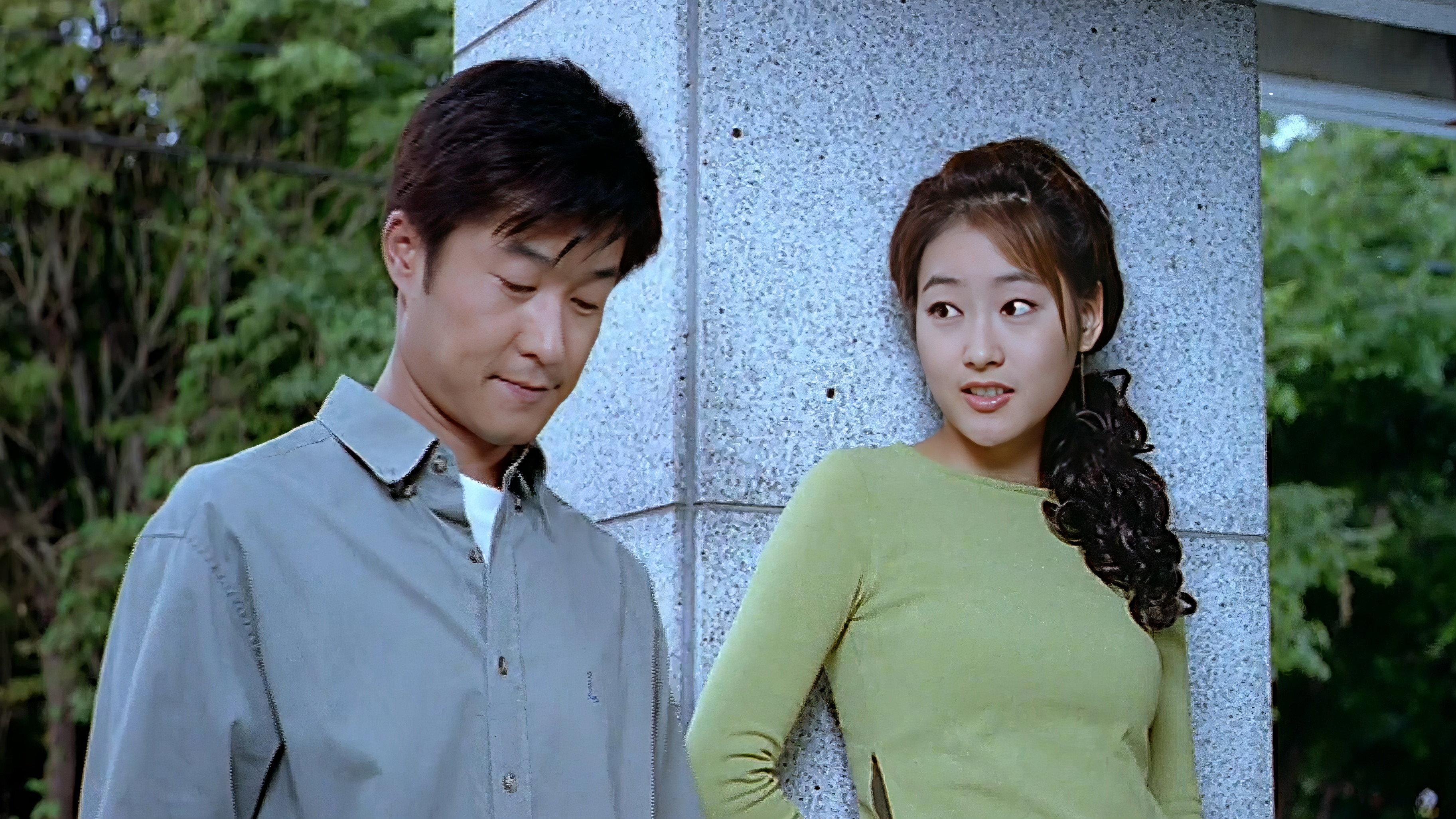 The Promenade 2000 movie scene