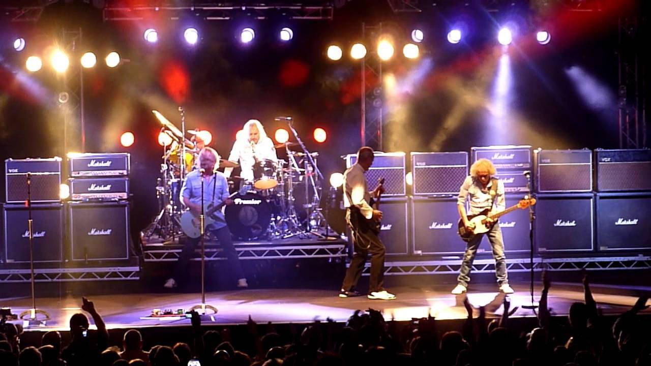 Status Quo: The Frantic Four’s Final Fling - Live At The Dublin 02 Arena 2014 movie scene
