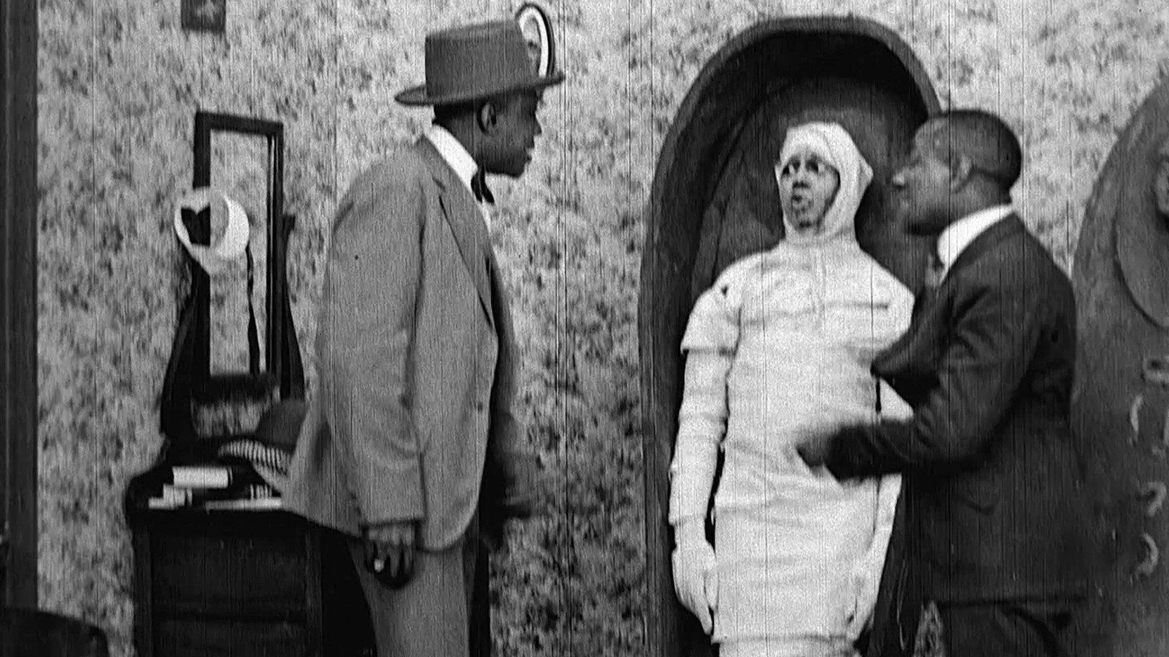 Mercy, the Mummy Mumbled 1918 movie scene