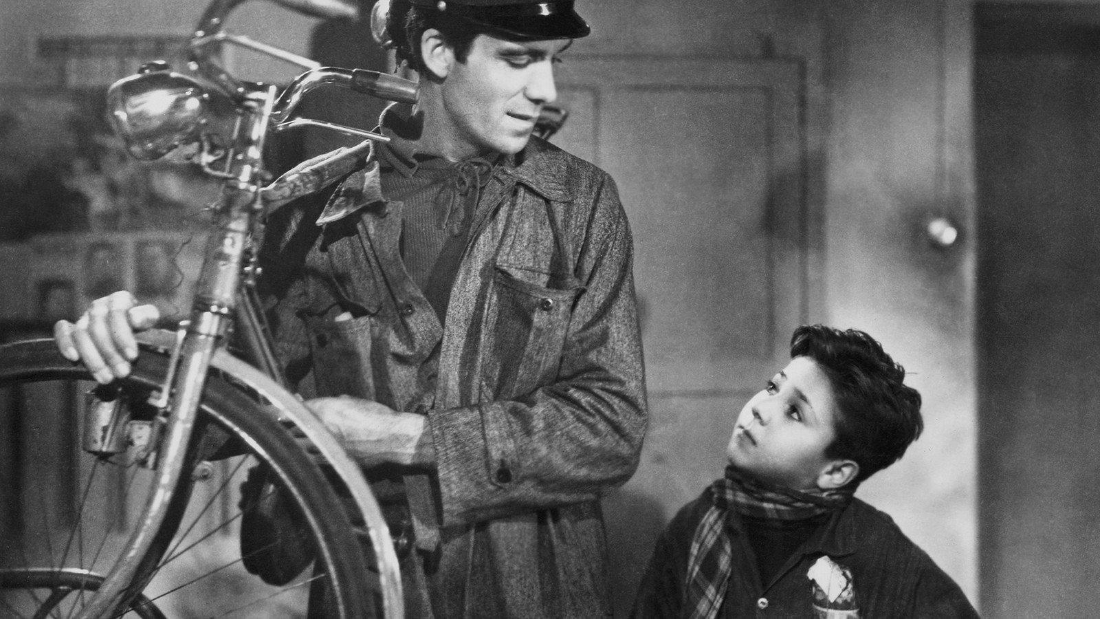 Bicycle Thieves 1948 movie scene