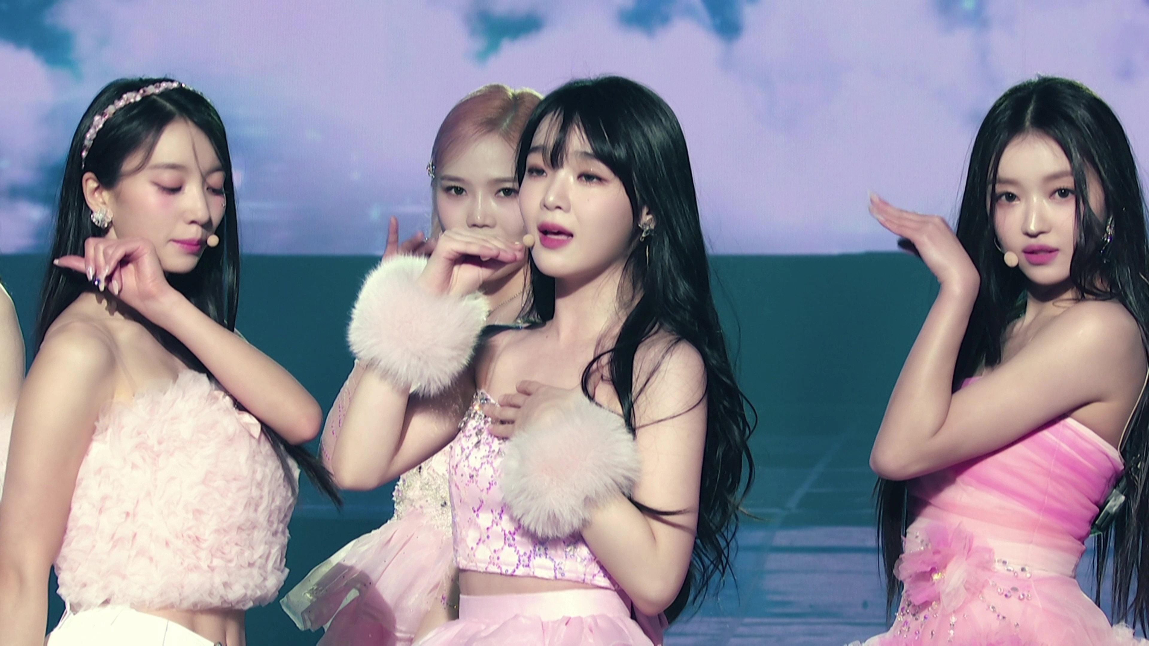 OH MY GIRL 2023 FAN CONCERT [OH MY LAND] 2023 movie scene