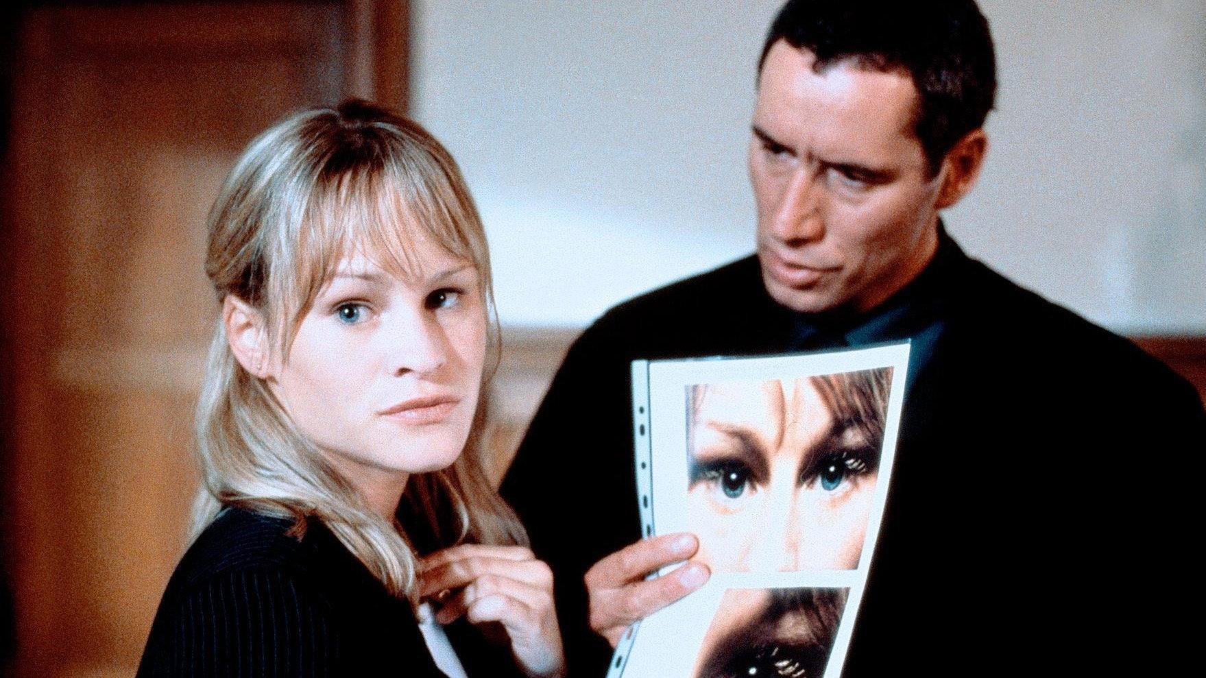 Die Babysitterin – Schreie aus dem Kinderzimmer 1997 movie scene