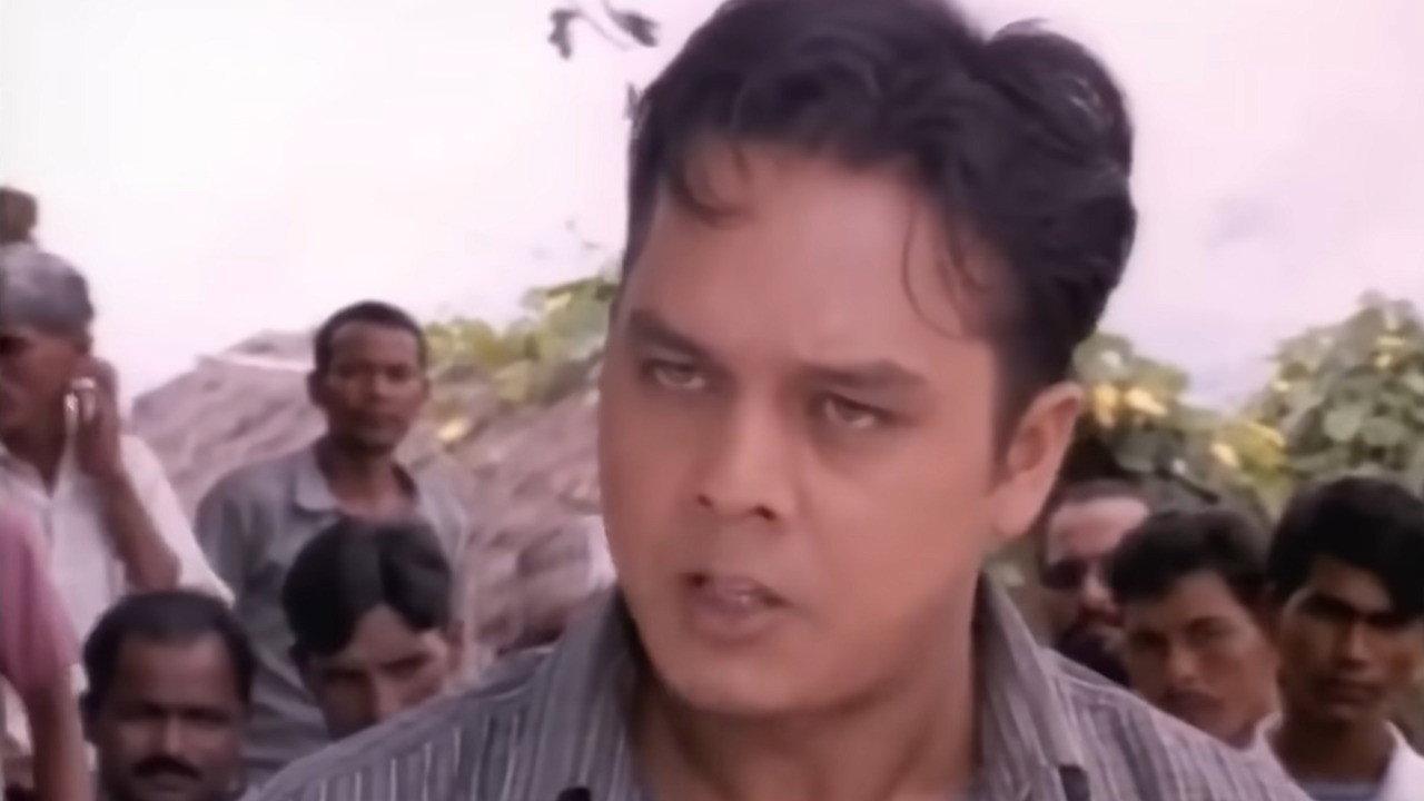 Bandhaki 2004 movie scene